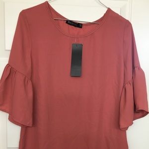 NWT Mika rose top